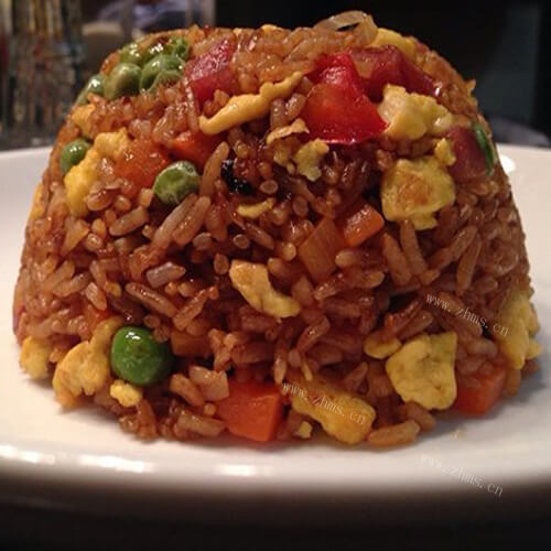 可口的老干妈腊肠炒饭