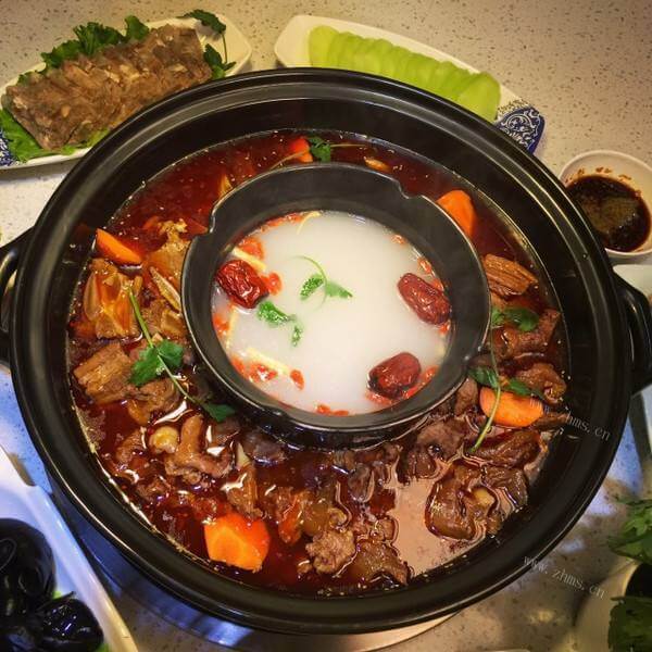好吃的腾冲土锅子