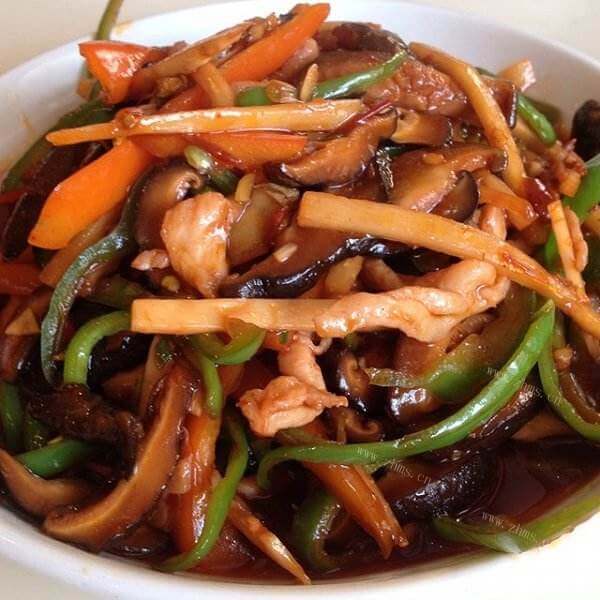 好吃的青红椒煸香菇