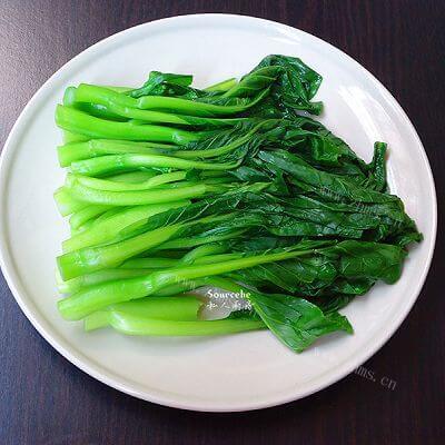 好吃的瘦肉灼菜心做法图解2)