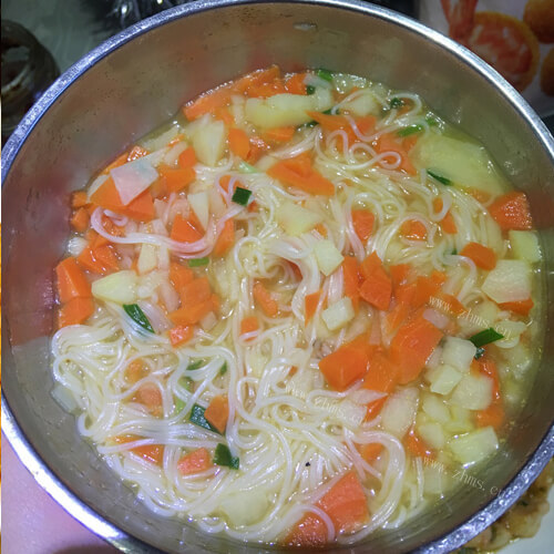 好吃的鲫鱼豆腐宝宝面