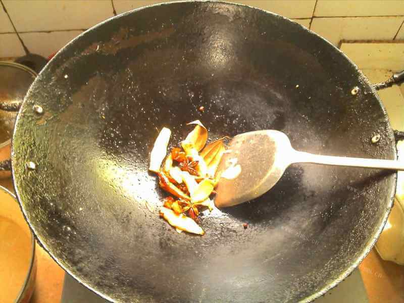 美味农家回锅肉做法图解6)