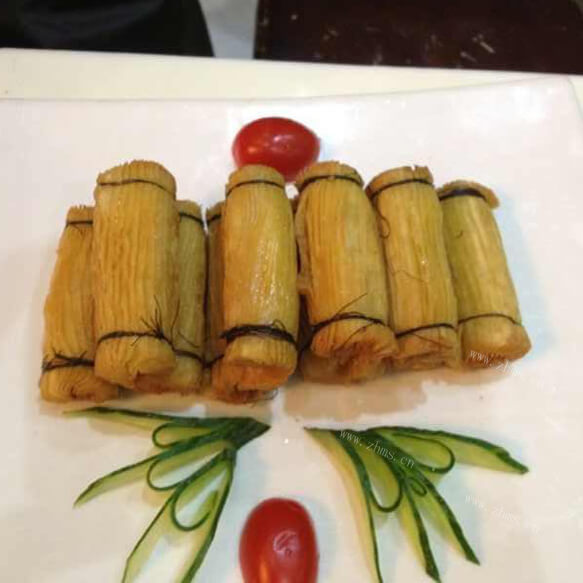 美味的炸千张莲藕卷