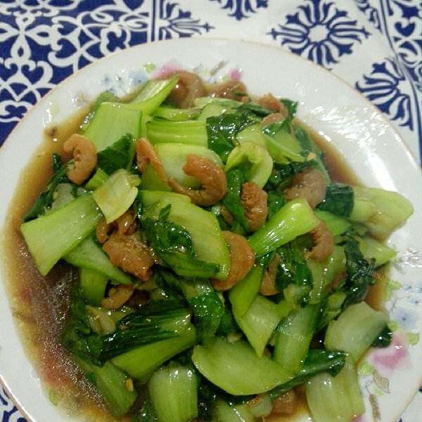 清香的猪肉炒油菜
