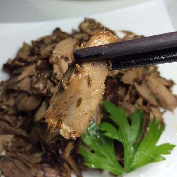 美味酱香鸭片
