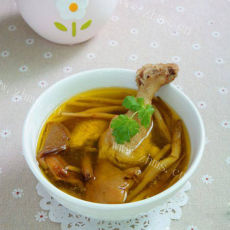 营养黄花煲鸡汤