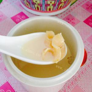 自制瑶柱花胶浓汤