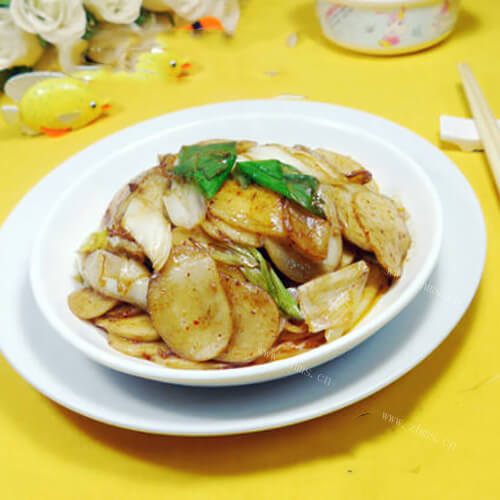 营养美食牛肉酱大葱炒年糕