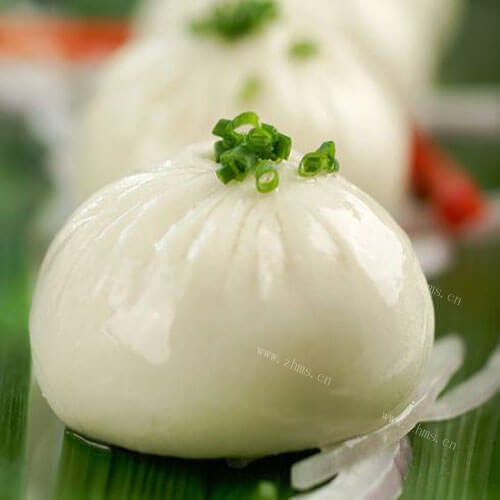  回味无穷的西葫芦鸡蛋火腿包子