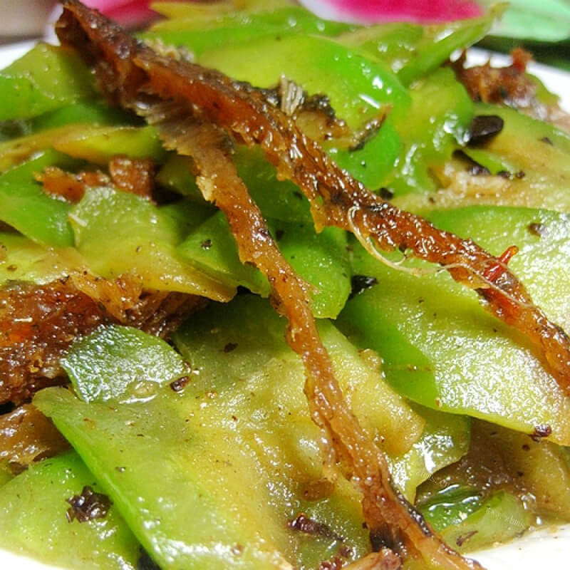 家常的香辣豆豉鱼苦瓜