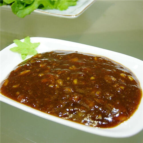 美味的杏鲍菇黄豆肉酱