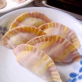 自制彩虹海鲜水饺