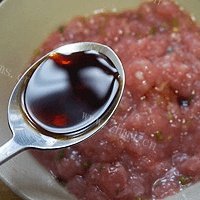 美味的咸蛋蒸肉饼做法图解4)