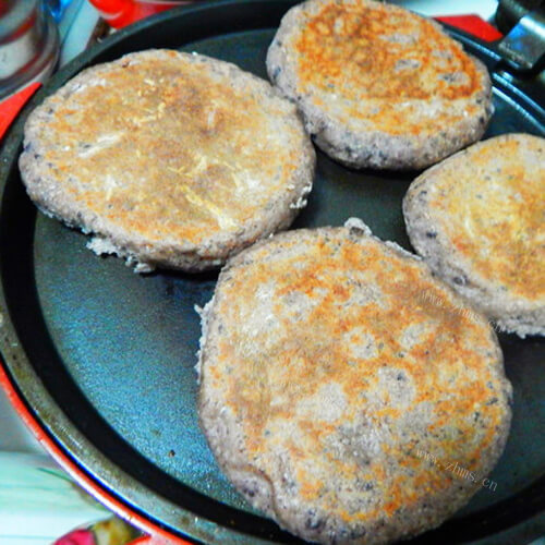 自制黑米酒酿发面饼