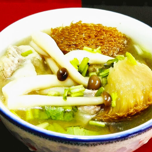 醇香猴头菇大骨汤