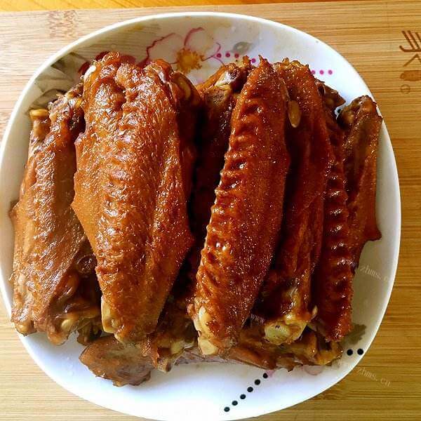 可口的电饭煲鸭翅