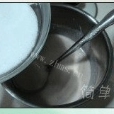 自制杨梅奶香冰棍做法图解7)