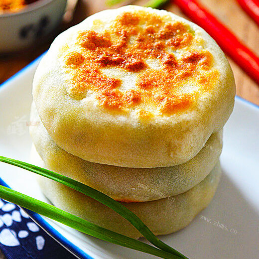 自制韭菜粉丝馅饼