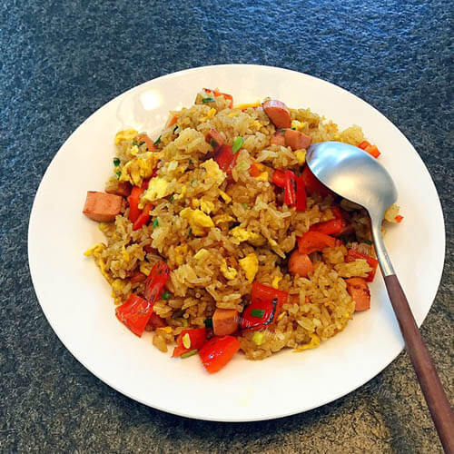 好吃的咖哩火腿炒饭