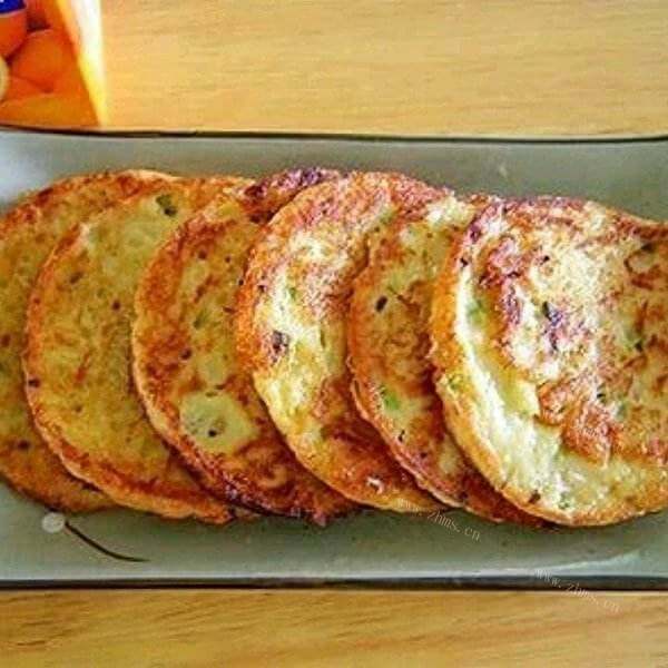 美味的土豆是黄金饼