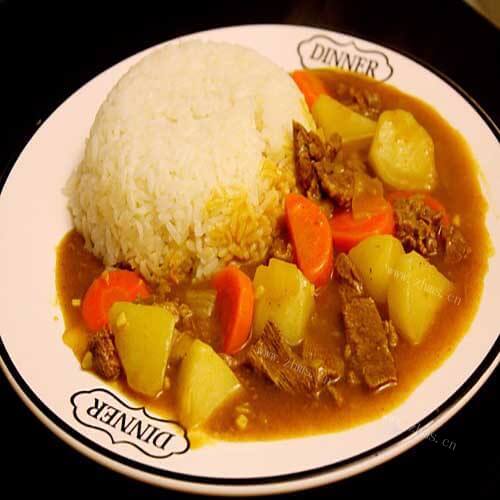 美味牛肉咖哩饭