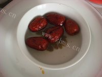 好喝的黑米高粱米粥做法图解2)
