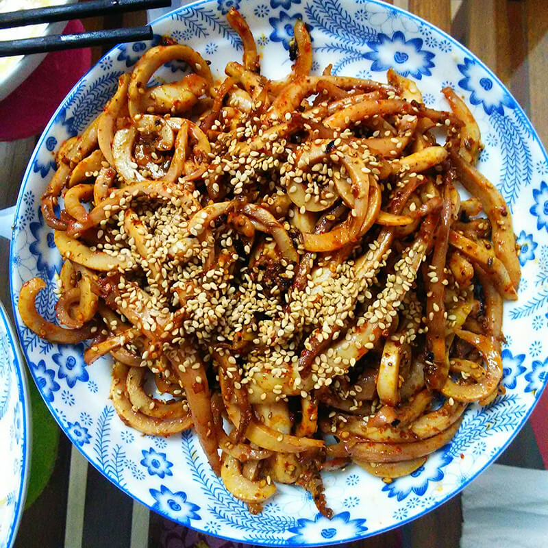 香喷喷的孜然鱿鱼