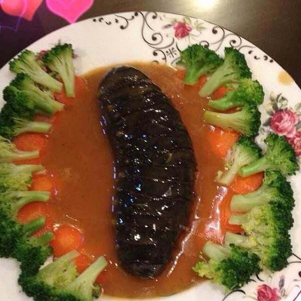 美味的鲍汁扣海参