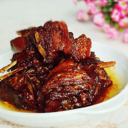 美味的红烧羊腱子