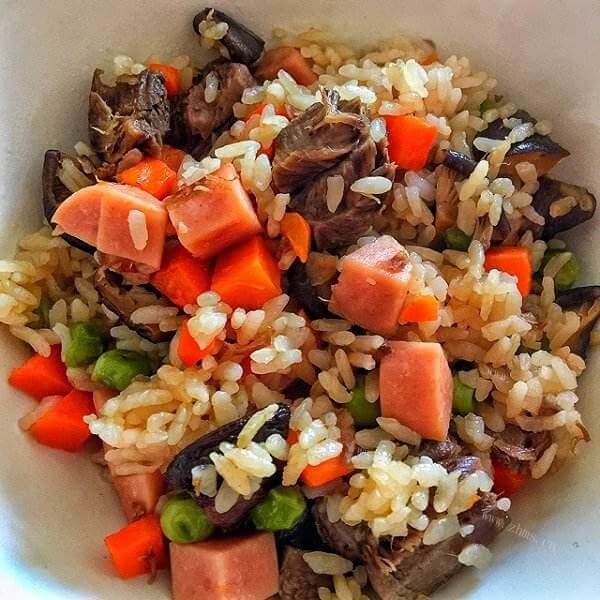 好吃的杂蔬牛肉焖饭