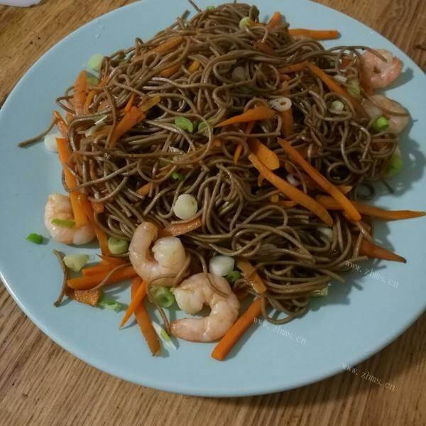美味龙猫荞麦面