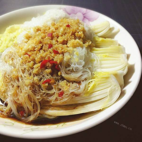 鲜美的鸡肉娃娃菜