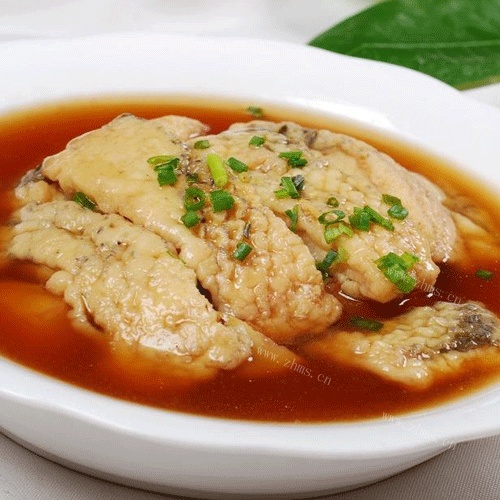 葱香焖鱼块