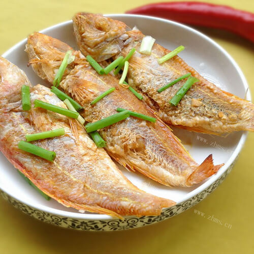 好吃的香煎小针鱼