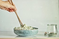 清香的紫苏饭团做法图解6)