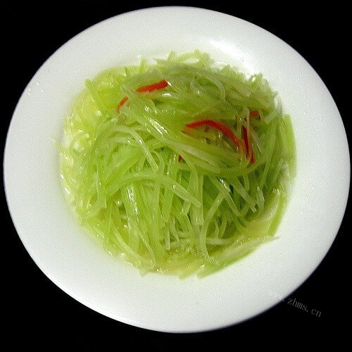快手菜清炒莴笋丝