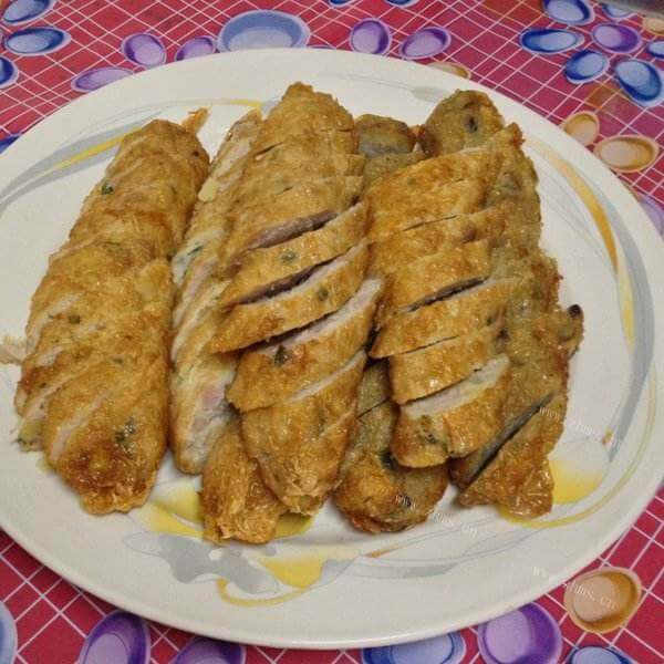 美味的五香肉卷