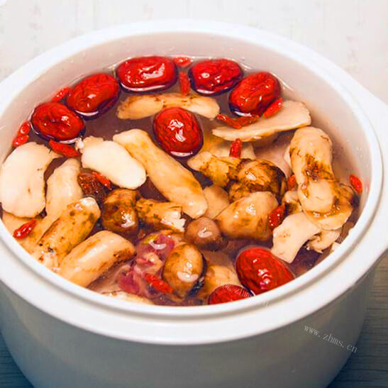 清淡美味瘦肉姬松茸煮粉丝