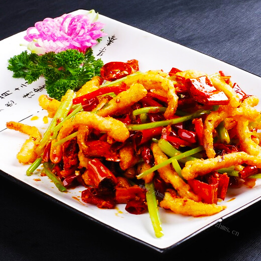 美味鱿鱼丝萝卜煲