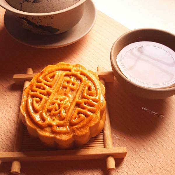 美味酥皮薯香桂花月饼