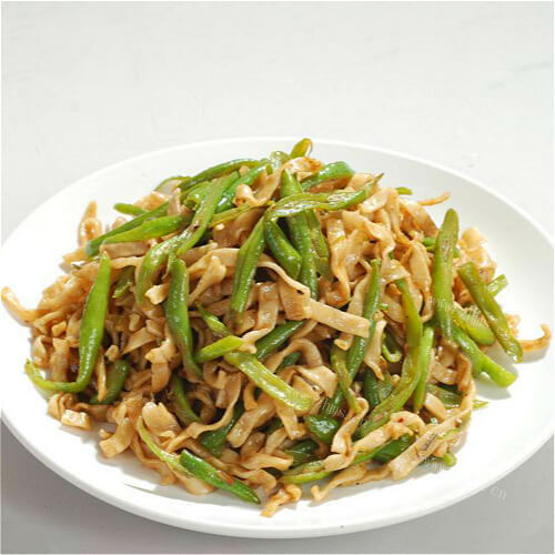 家常四季豆炒五香卷