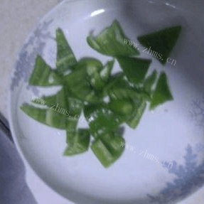 家常菜红烧茭白做法图解2)