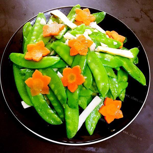 美味的西兰花荷兰豆双拼