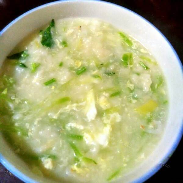 热腾腾的简易版海鲜疙瘩汤