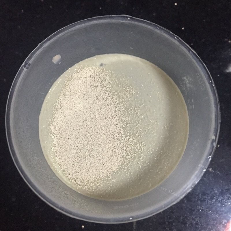 香甜蔓越莓蒸发糕做法图解2)