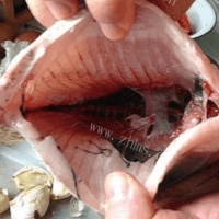口舌生香的红烧鳊鱼的做法图解二