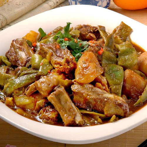 满口生香的东北豆角炖土豆