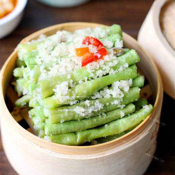 美味的肉末蒸豇豆 