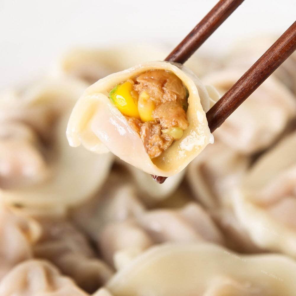 美味的玉米瘦肉饺子