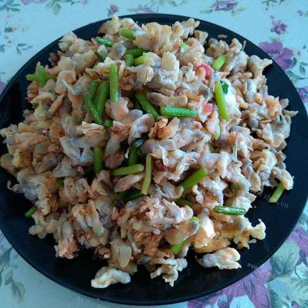 味美的槐花锅垒